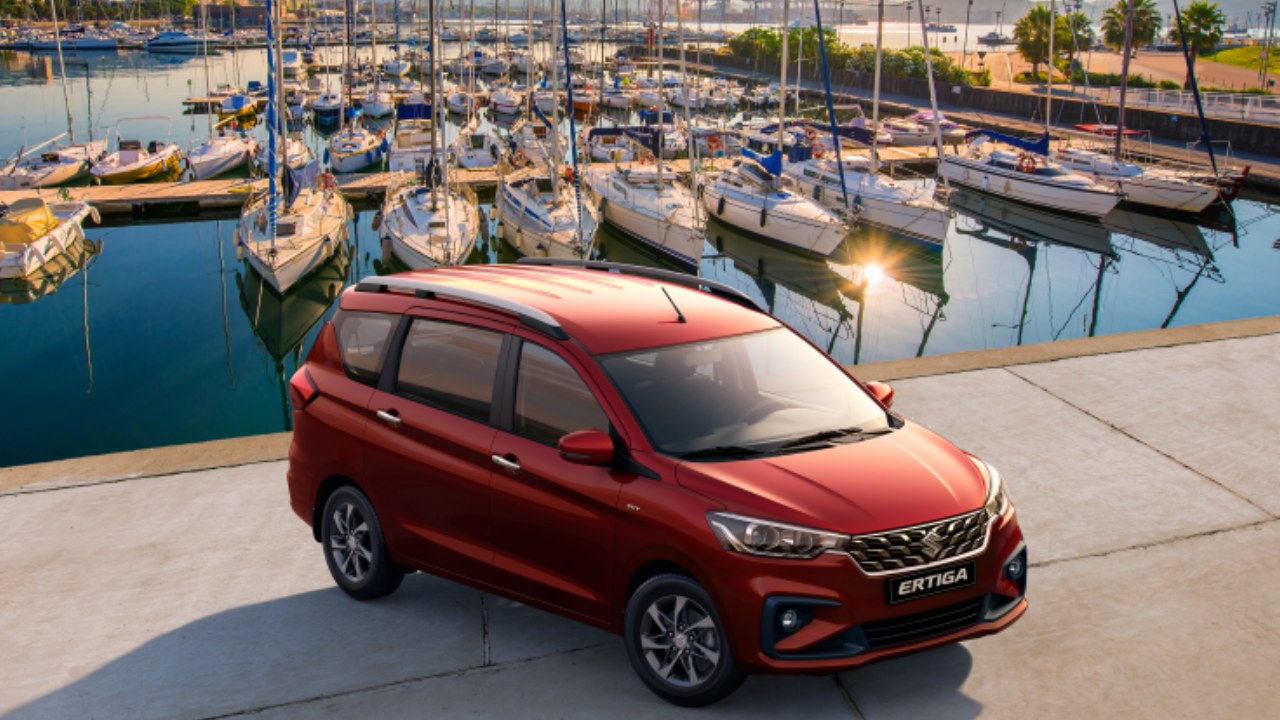 24923 Photo Exterior Suzuki Ertiga GL 2023 in Saudi Arabia