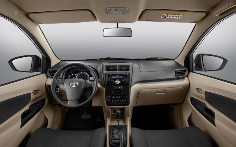 6819 Photo Exterior Toyota Avanza STD 2021 in Saudi Arabia