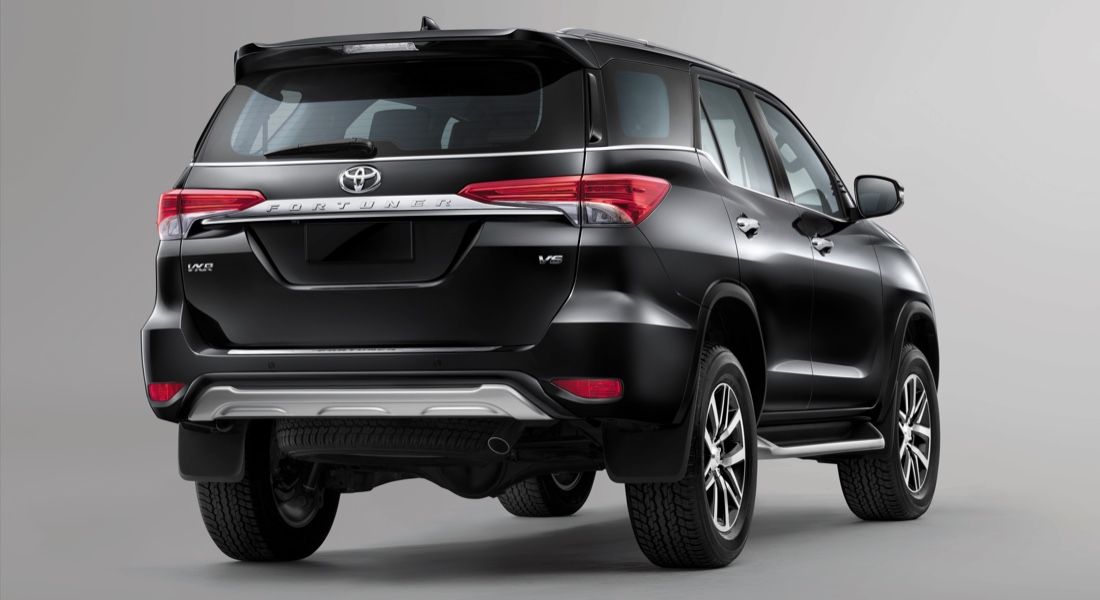 12736 Photo Exterior Toyota Fortuner VX3 4x4 2022 in Saudi Arabia