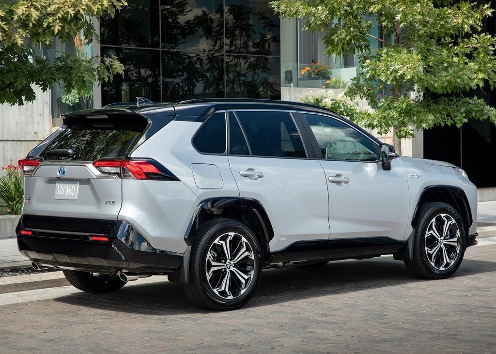 18371 Photo Exterior Toyota RAV4 LE 2022 in Saudi Arabia