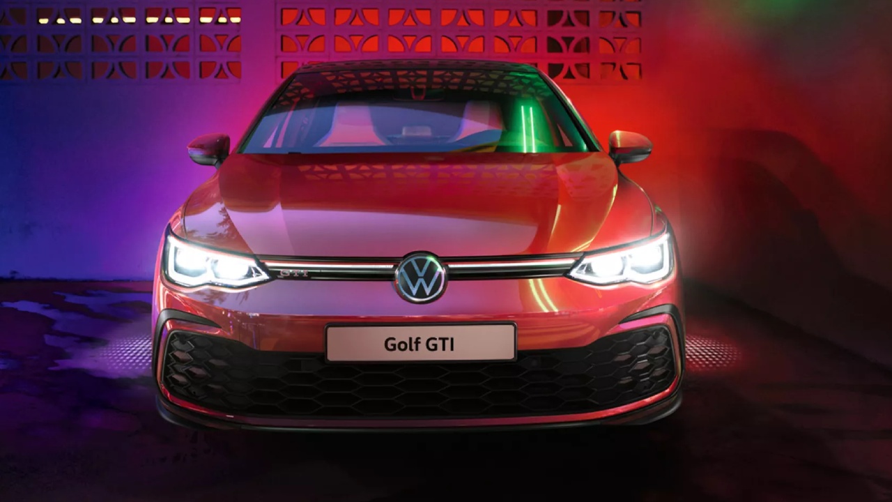 32332 Photo Exterior Volkswagen Golf GTI P1 2023 in Saudi Arabia