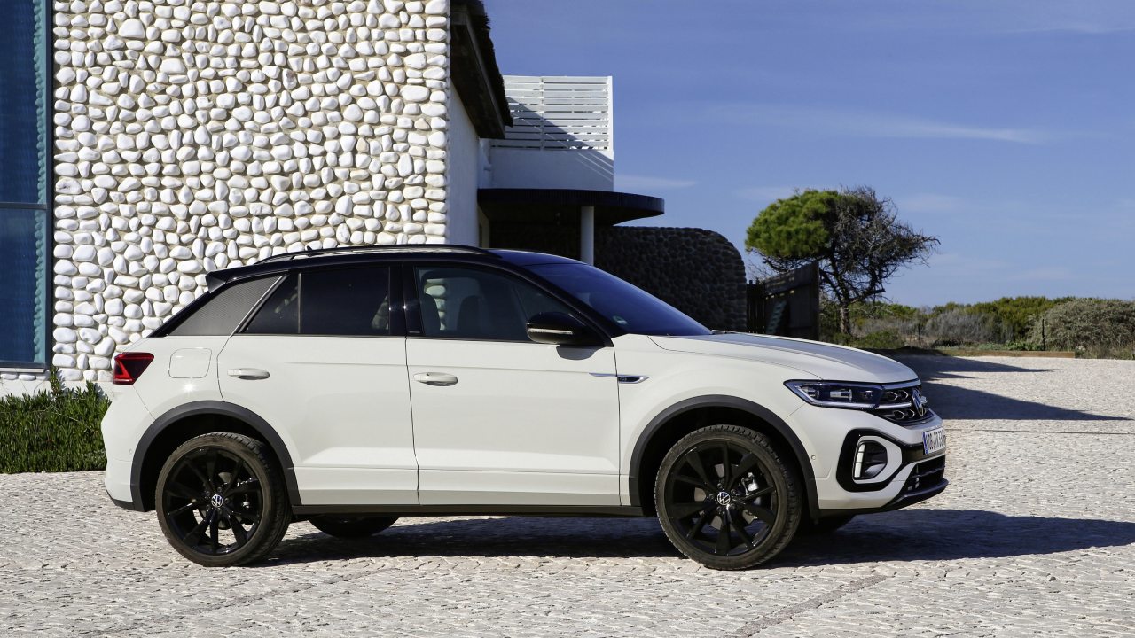 44893 Photo Exterior Volkswagen T-Roc 2024 in Saudi Arabia