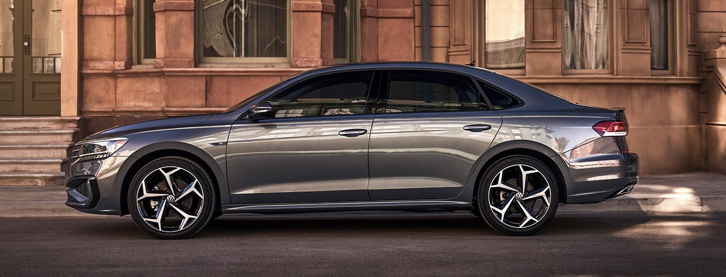 13615 Photo Exterior Volkswagen Passat STD 2021 in Saudi Arabia