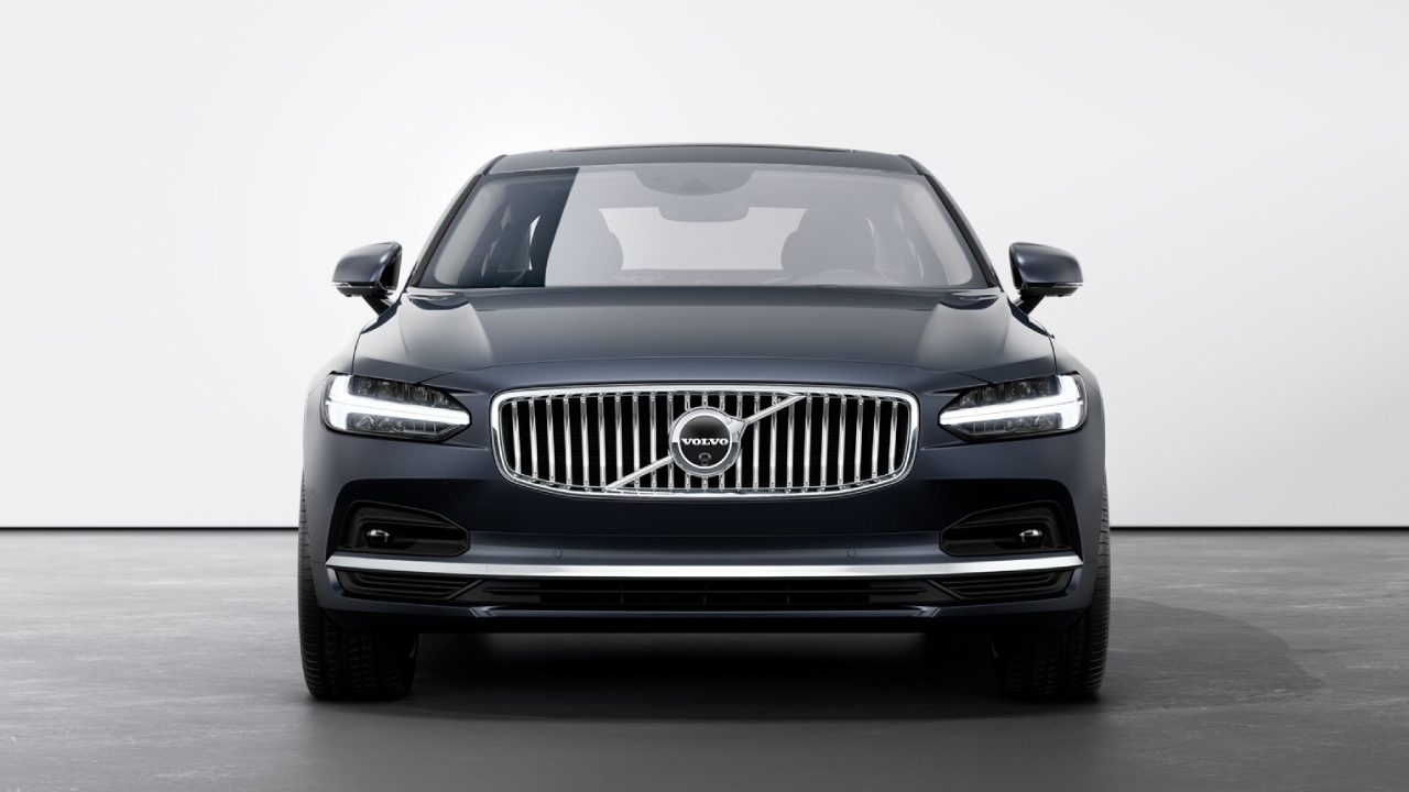 42692 Photo Exterior Volvo S90 2024 in UAE