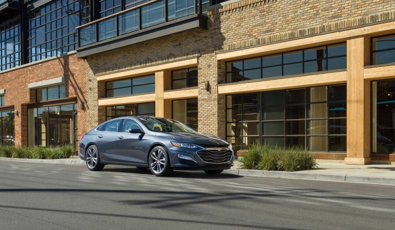 14005 Photo Exterior Chevrolet Malibu LT 2.0L Turbo 2022 in UAE