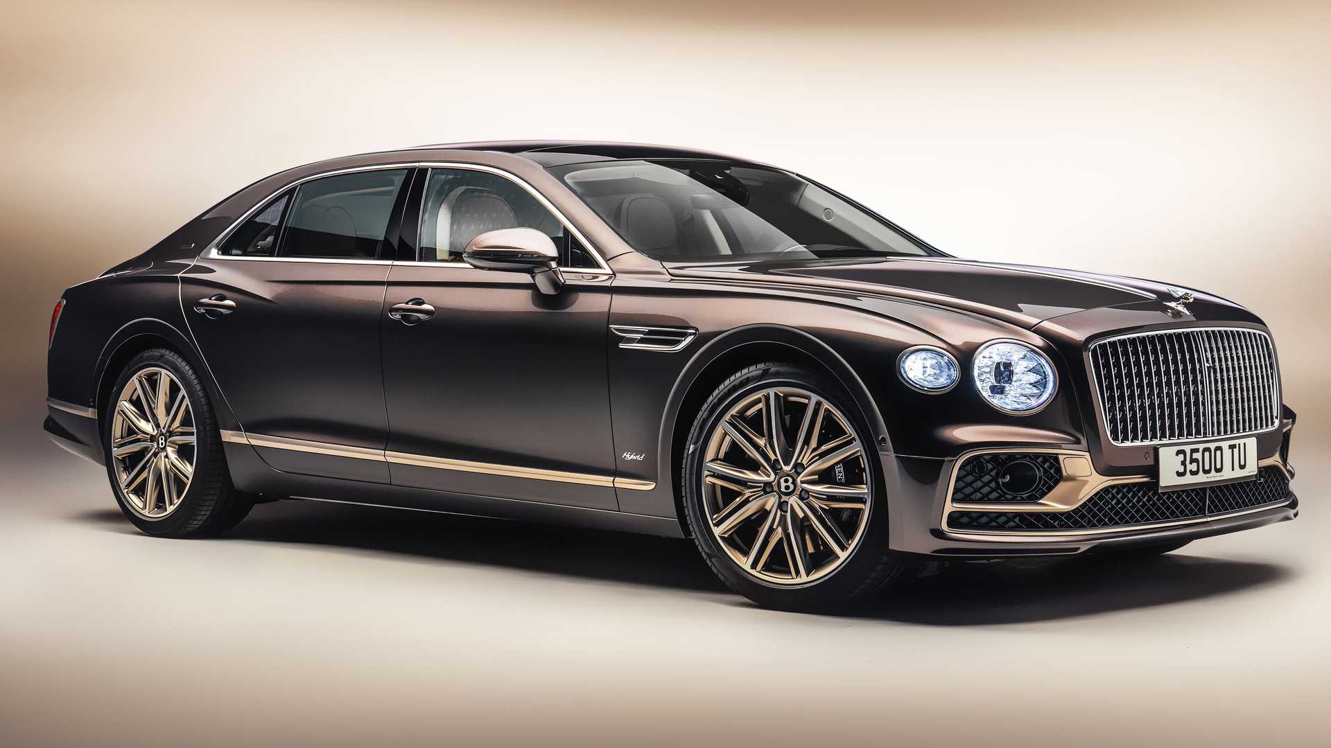 8690 صور التصميم الخارجي بنتلي فلاينج سبير هايبرد 2022 في السعودية