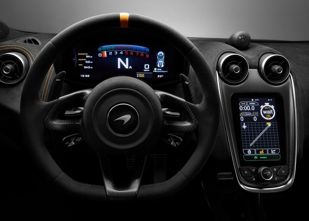 17763 Photo Exterior McLaren 765LT STD 2022 in Saudi Arabia