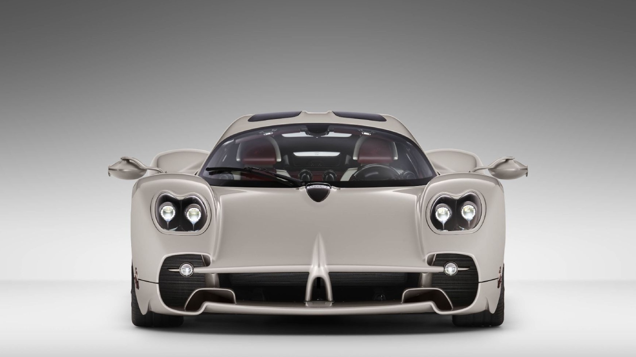 32738 Photo Exterior Pagani Utopia 2023 in Saudi Arabia