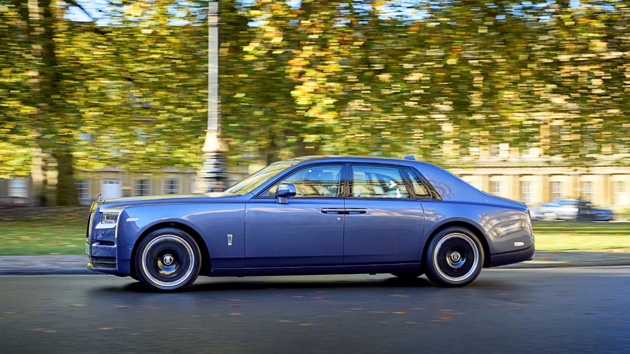 45303 Photo Exterior Rolls Royce Phantom Series II 2024 in Saudi Arabia